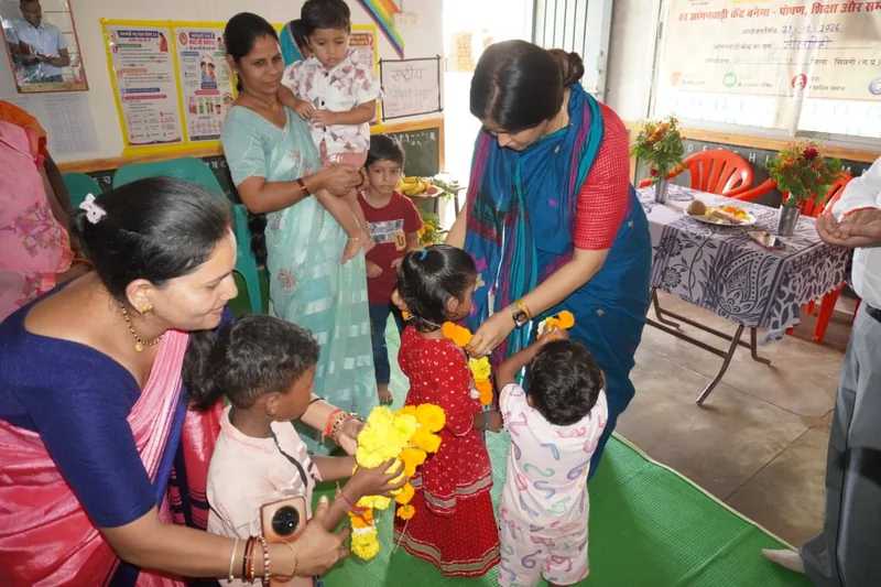 कलेक्टर श्रीमती नेहा मीना ने आंगनबाड़ी केंद्र सीलादेही का किया निरीक्षण यू-विन में शत-प्रतिशत प्रविष्टि एवं…